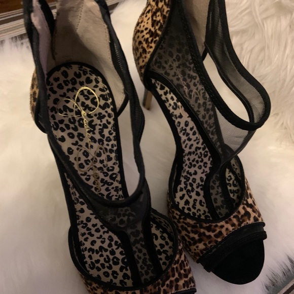 SOLD - Brand New Jessica Simpson Leopard Heels - Picture 3 of 9